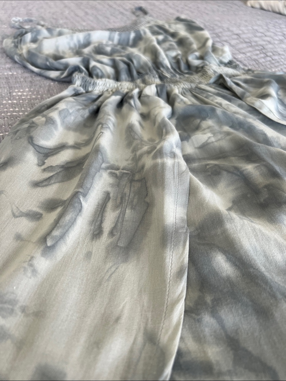 Khush Jumpsuit Marble-Print in Light Gray/Dusty Blue